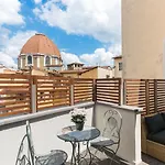 Concierge-at The Cathedral Apartamento